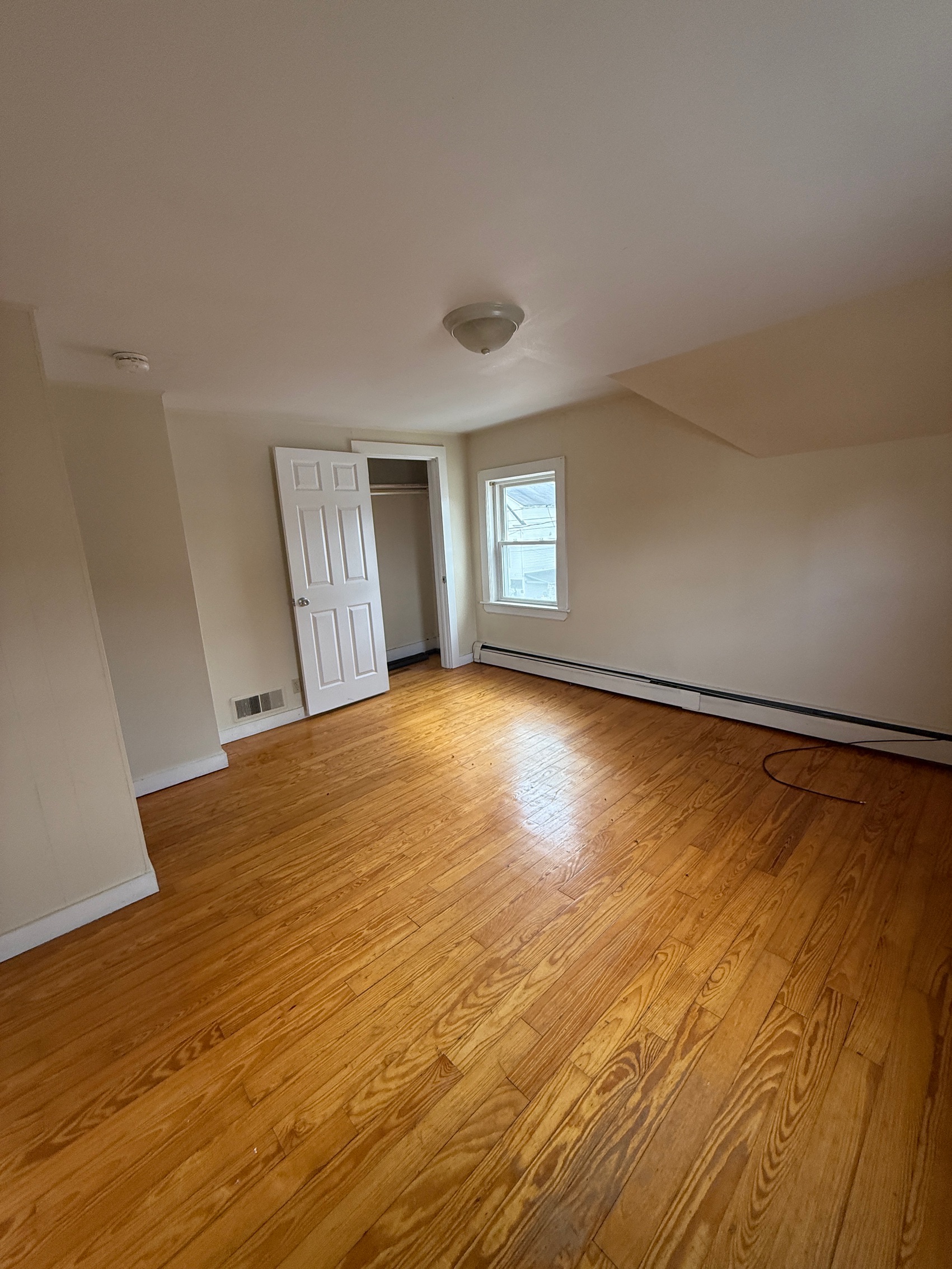 604 Burgess Street - 3